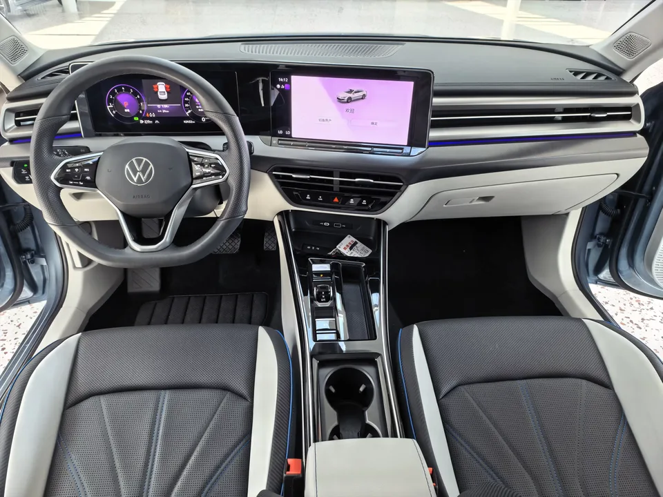 Volkswagen Lamando Lingdu 2022 Lingdu L 280TSI DSG Cool Edition 2022 — thumbnail 4