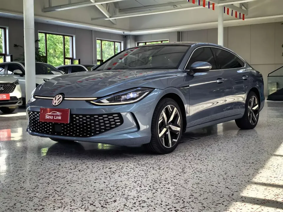 Volkswagen Lamando Lingdu 2022 Lingdu L 280TSI DSG Cool Edition 2022 — photo 1, buy with delivery to Moscow