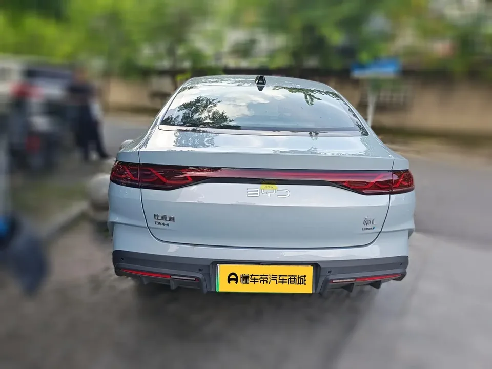 BYD Qin L DM Qin L DM 2025 Intelligent Driving Edition DM-i 80KM Leading Edition 2025 — thumbnail 2