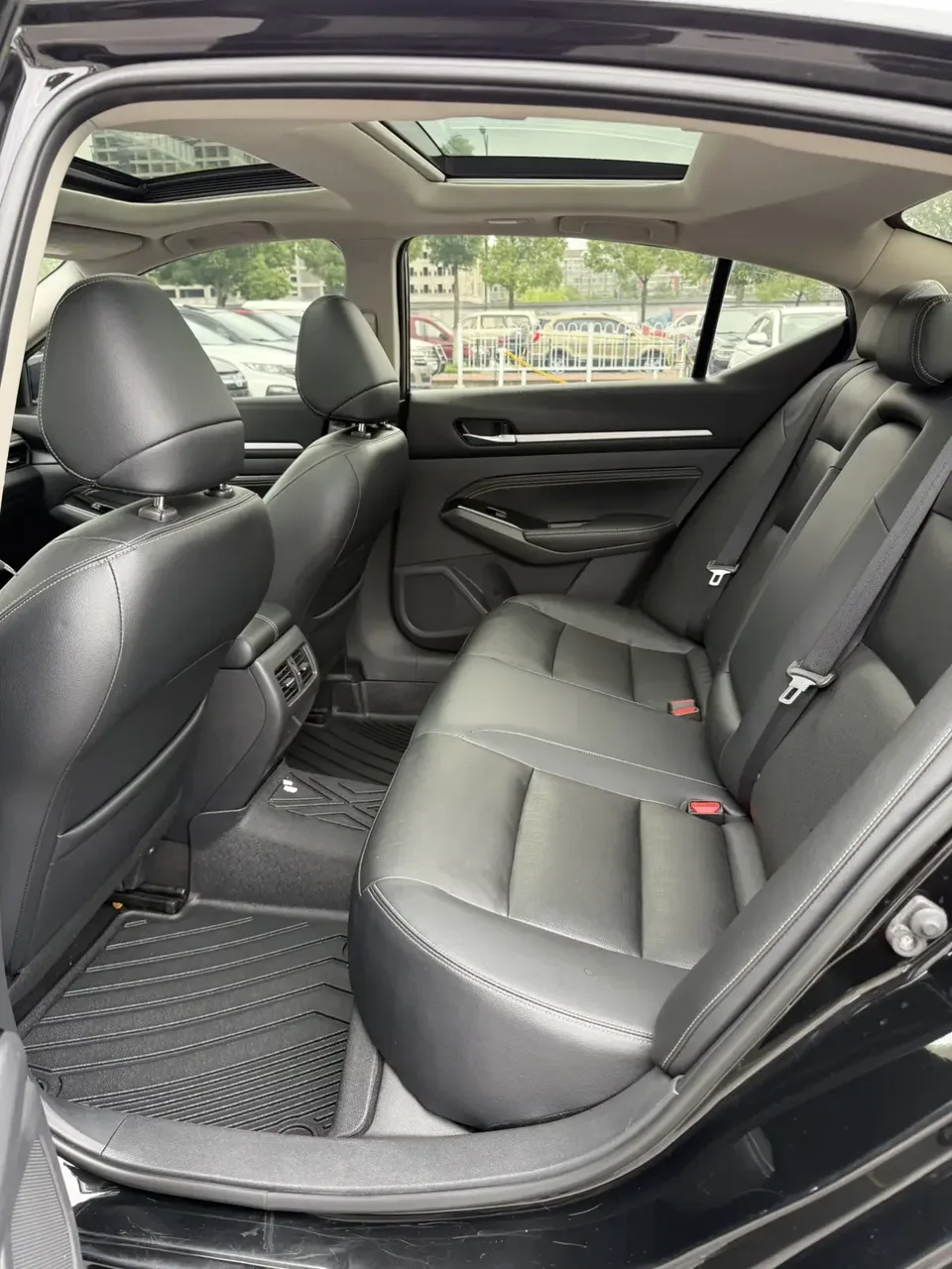 Nissan Altima Sound of nature 2021 2.0L XL Comfort Edition 2022 — thumbnail 4