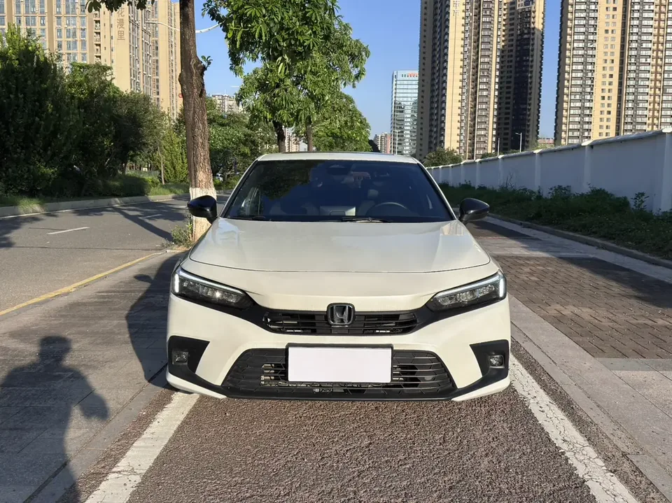 Honda CIVIC Civic 2022 240TURBO CVT Fuel Edition 2024 — photo 1, buy with delivery to Moscow