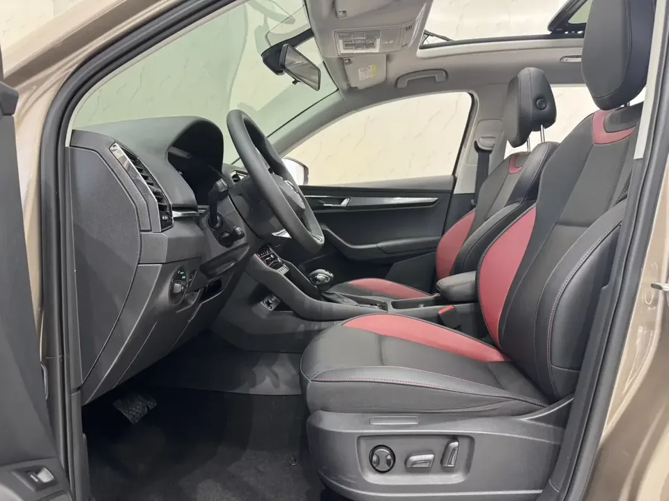 Skoda Karoq Korok 2022 TSI280 Luxury Edition 2022 — thumbnail 4