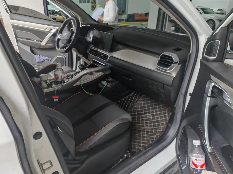 Geely Coolray SX11 Binyue 2024 1.5T DCT Longteng Edition 2025 — thumbnail 3