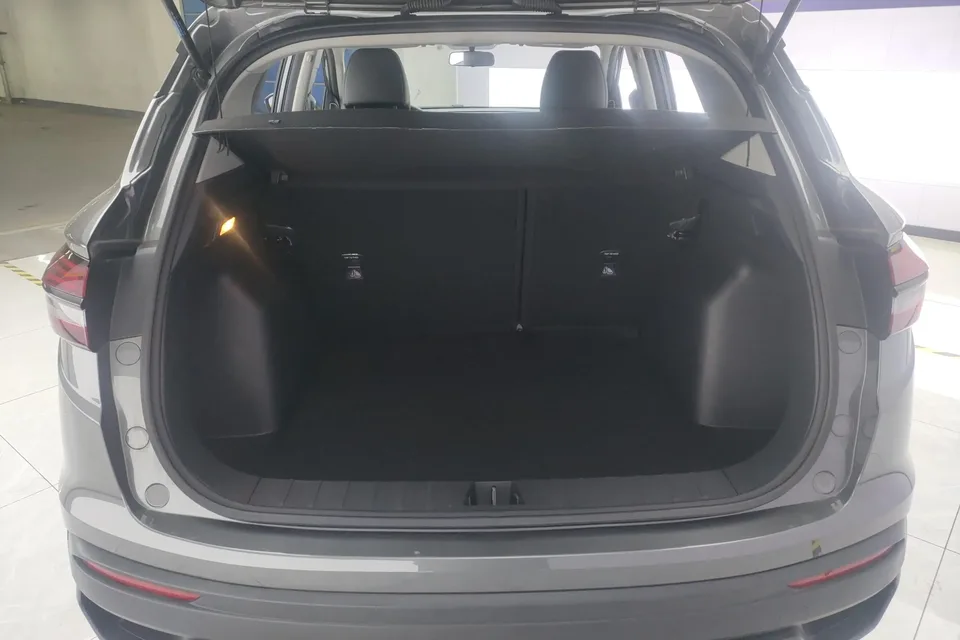 Geely Coolray SX11 Binyue 2024 1.5T DCT Longteng Edition 2025 — thumbnail 5