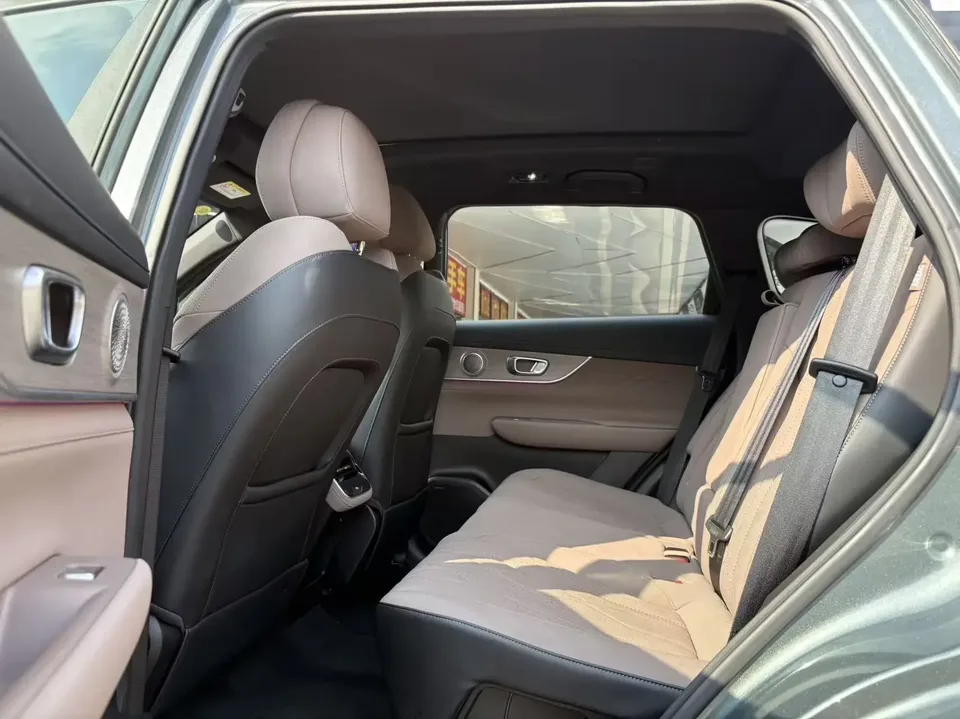 Chery Fengyun T8 Fengyun T8 2025 1.5T 130km Premium Edition 2025 — thumbnail 5