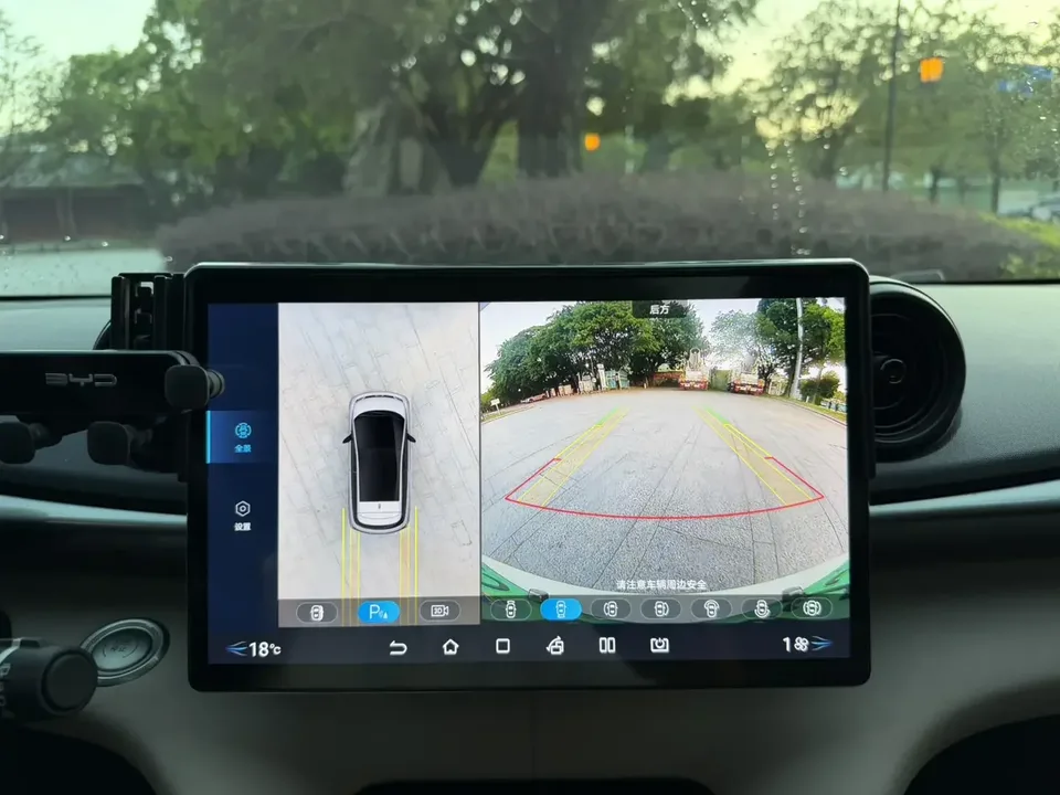 BYD Dolphin dolphin 2024 Honor Edition 420km Fashion Edition 2024 — thumbnail 3