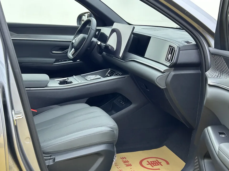 BYD Song Pro DM Song Pro DM 2026 DM-i 220KM Superior Model 2026 — thumbnail 2