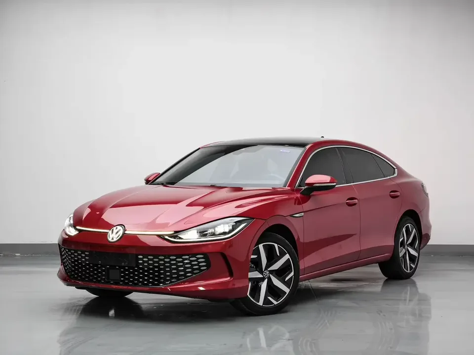 Volkswagen Lamando Lingdu 2022 Lingdu L 280TSI DSG Cool Edition 2022 — photo 1, buy with delivery to Moscow