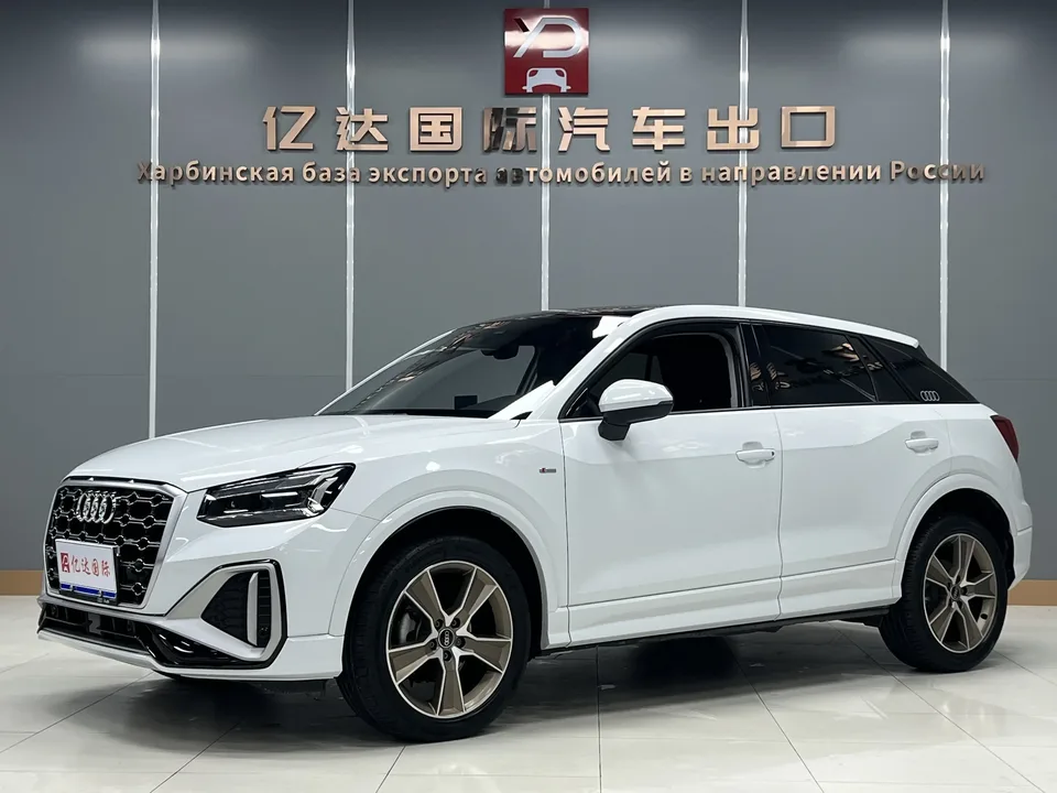 Audi Q2L Audi Q2L 2022 35 TFSI Stylish Dynamic 2022 — photo 1, buy with delivery to Moscow