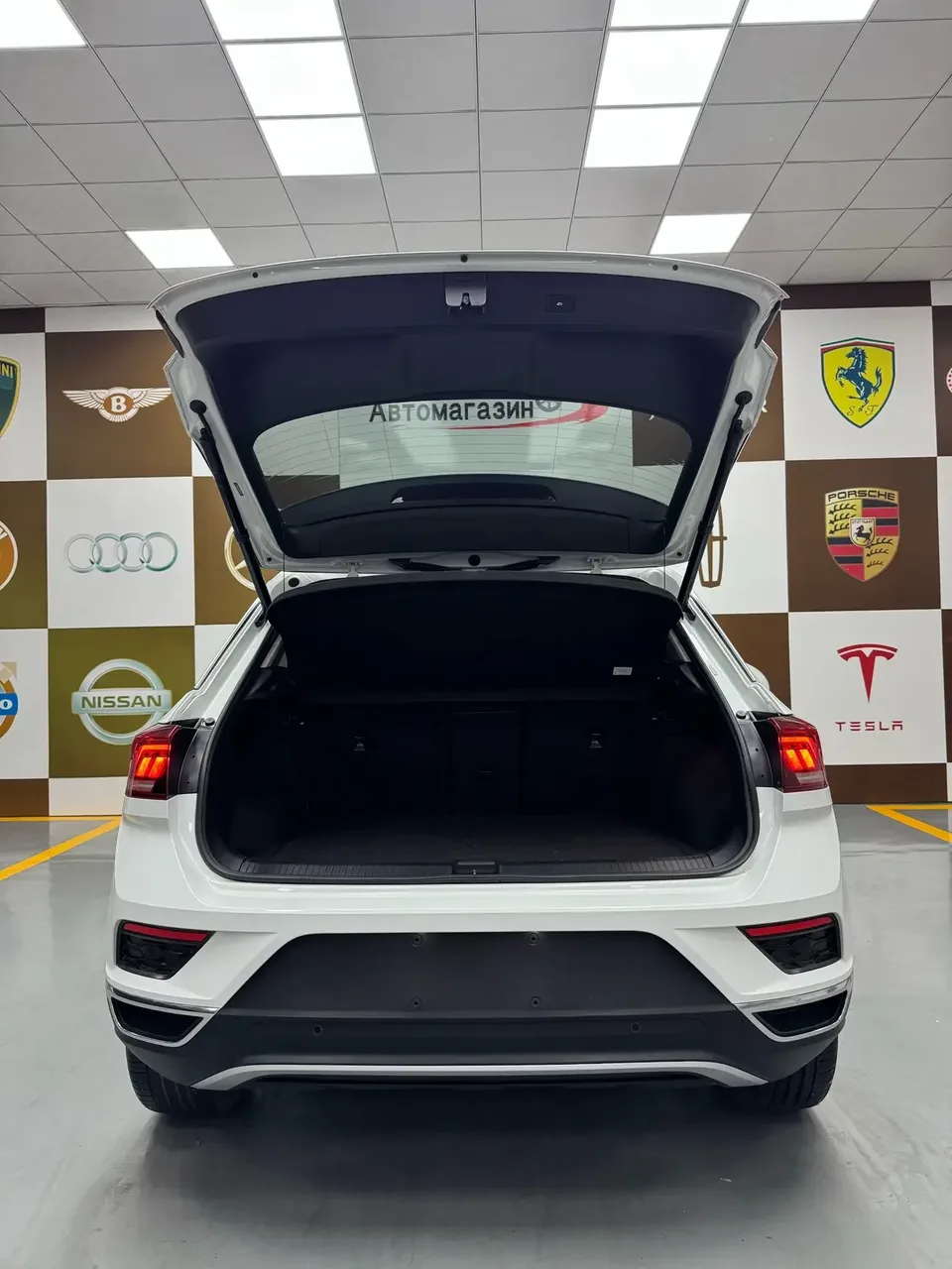 Volkswagen T-Roc TANG 2022 280TSI DSG 2WD Comfort PLUS 2023 — thumbnail 3
