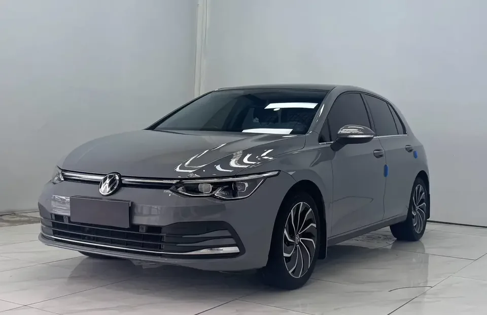 Volkswagen Golf golf 2021 280TSI DSG Pro 2022 — photo 1, buy with delivery to Moscow