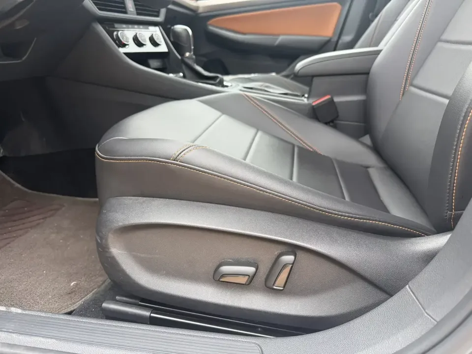 Volkswagen Bora Bora 2024 200TSI DSG Joy Travel PRO Edition 2024 — thumbnail 4