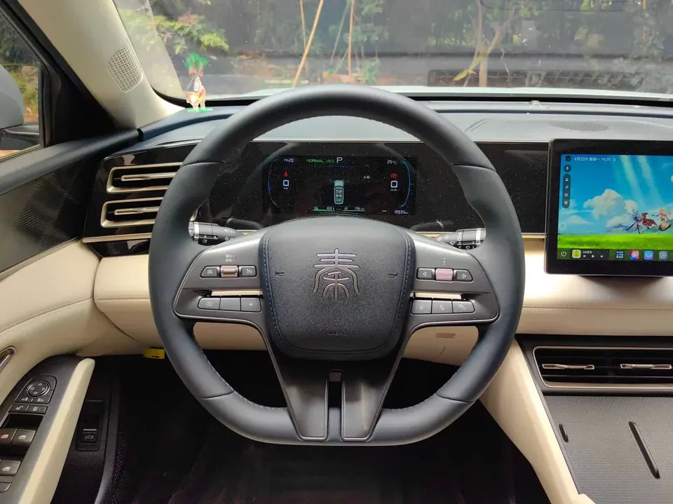BYD Qin L DM Qin L DM 2024 DM-i 80KM Leading Type 2024 — thumbnail 4