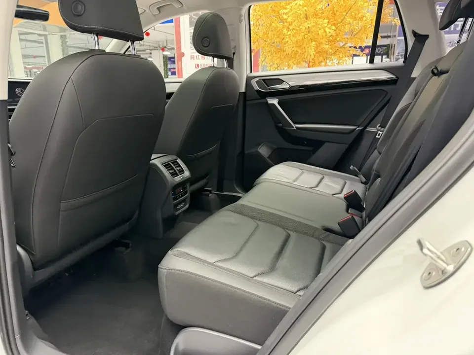 Volkswagen Tayron Tanyue 2022 280TSI 2WD Luxury Smart Edition 2022 — thumbnail 5