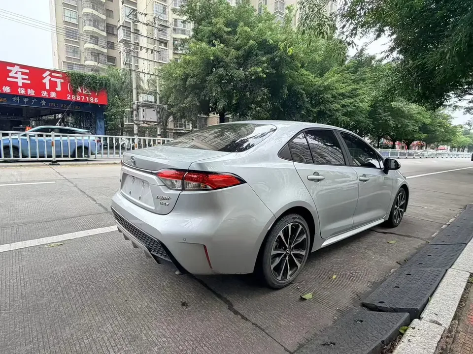 Toyota Levin Lei Ling 2022 185T CVT Sports Edition 2022 — thumbnail 2