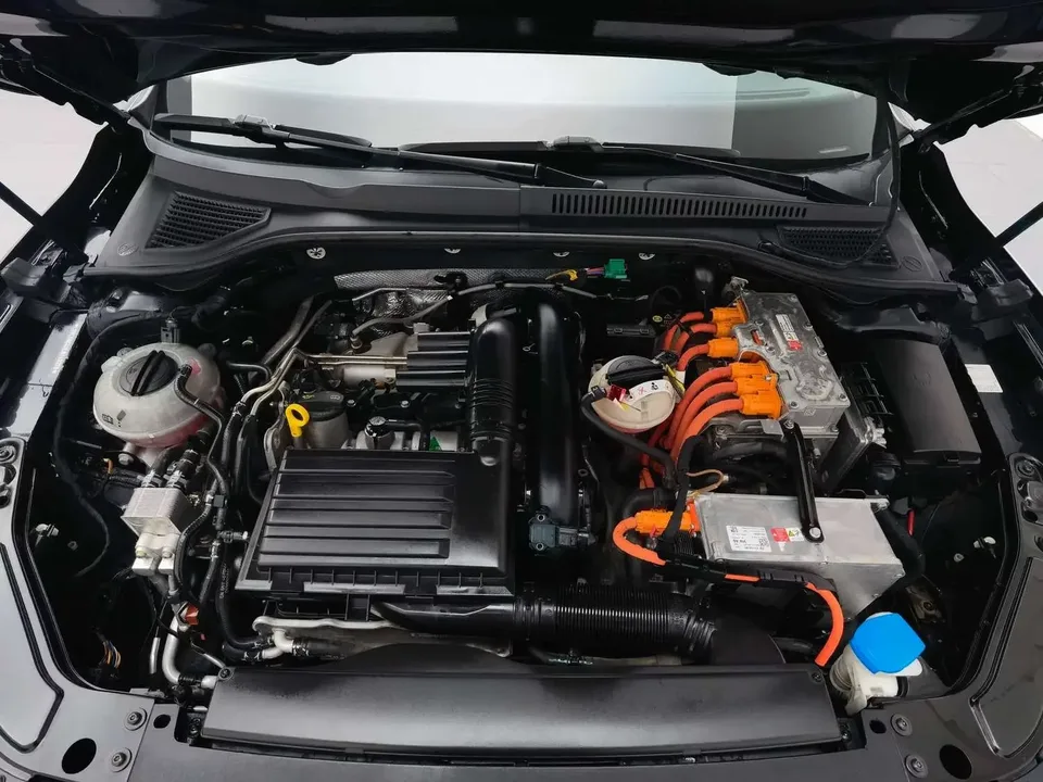Volkswagen Passat PHEV Passat PHEV 2020 430PHEV Hybrid Elite Edition National V 2022 — thumbnail 2