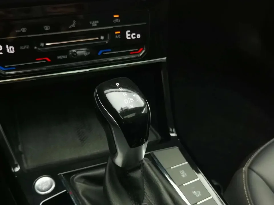 Volkswagen Passat PHEV Passat PHEV 2020 430PHEV Hybrid Elite Edition National V 2022 — thumbnail 5
