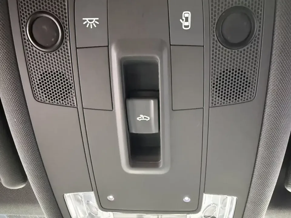 Audi A3 Audi A3 2023 A3L Limousine 35 TFSI facelift: stylish and sporty 2023 — thumbnail 3