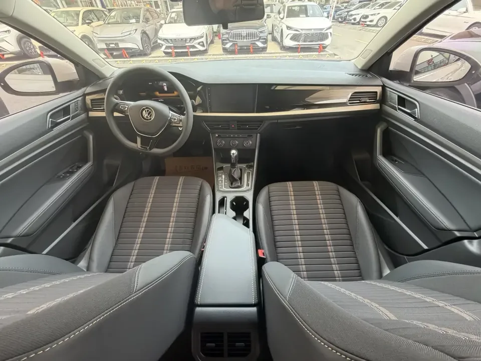 Volkswagen Lavida Lavida 2022 280TSI DSG Comfort Edition 2022 — thumbnail 2