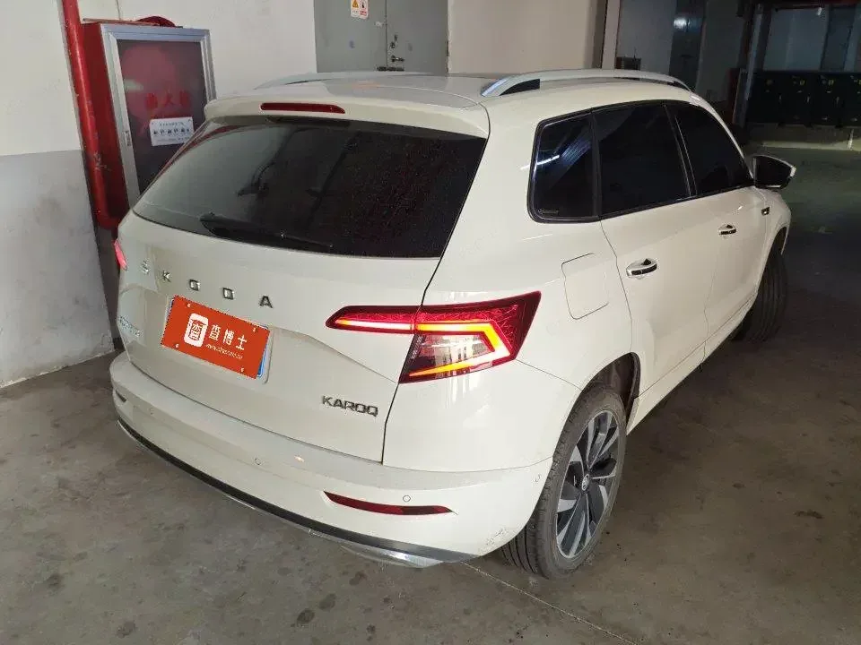 Skoda Karoq Korok 2021 TSI280 Deluxe 2022 — thumbnail 4