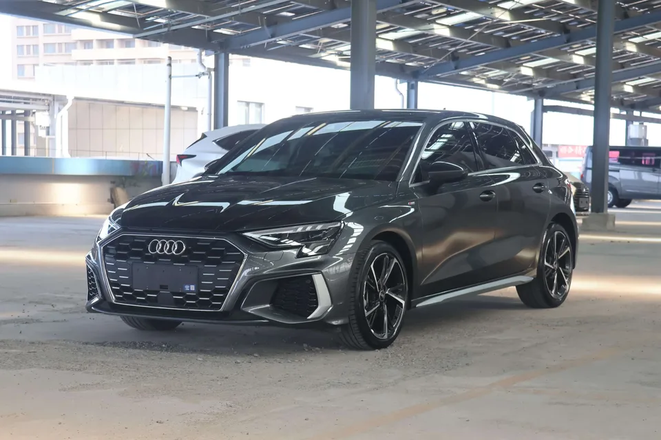 Audi A3 Audi A3 2023 Sportback 35 TFSI Stylish and sporty 2023 — photo 1, buy with delivery to Moscow