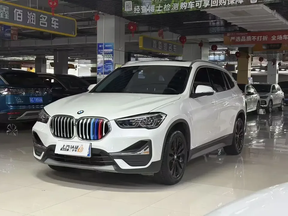 BMW X1 BMW X1 2022 sDrive20Li Fashion 2022 — photo 1, buy with delivery to Moscow