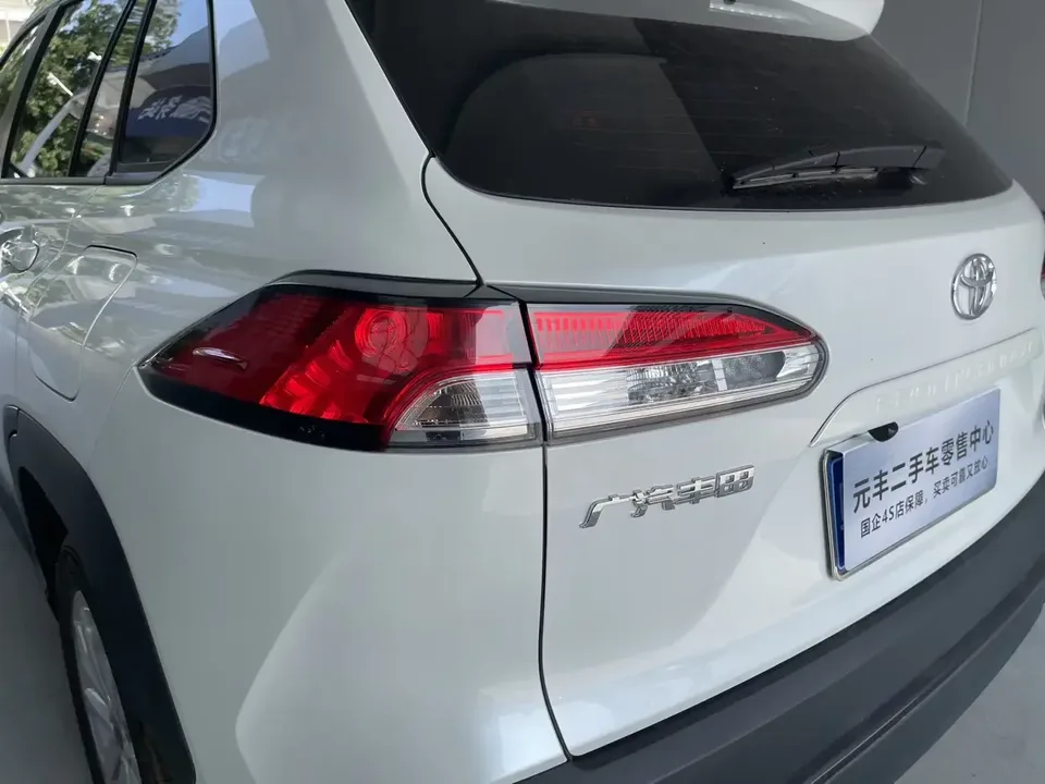 Toyota Frontlander Fenglanda 2024 2.0L CVT Elite Edition 2025 — миниатюра 3