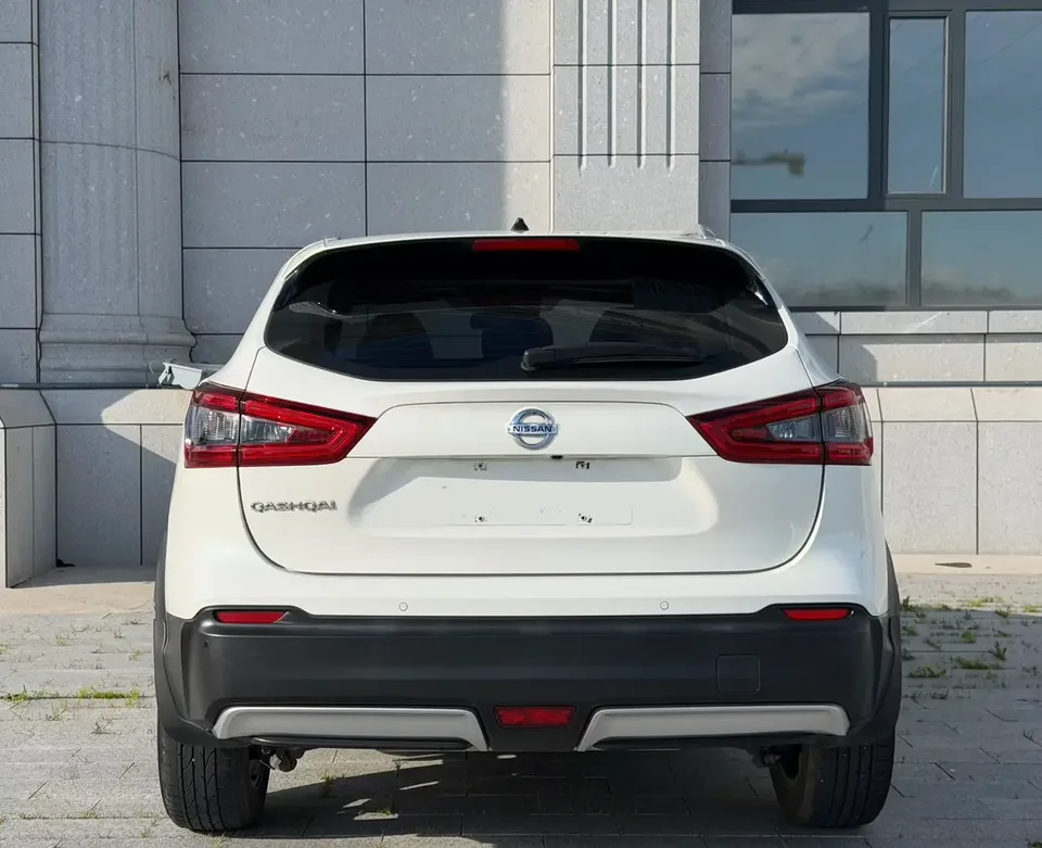 Nissan Qashqai Qashqai 2021 2.0L XV Prem Deluxe 2022 — thumbnail 2