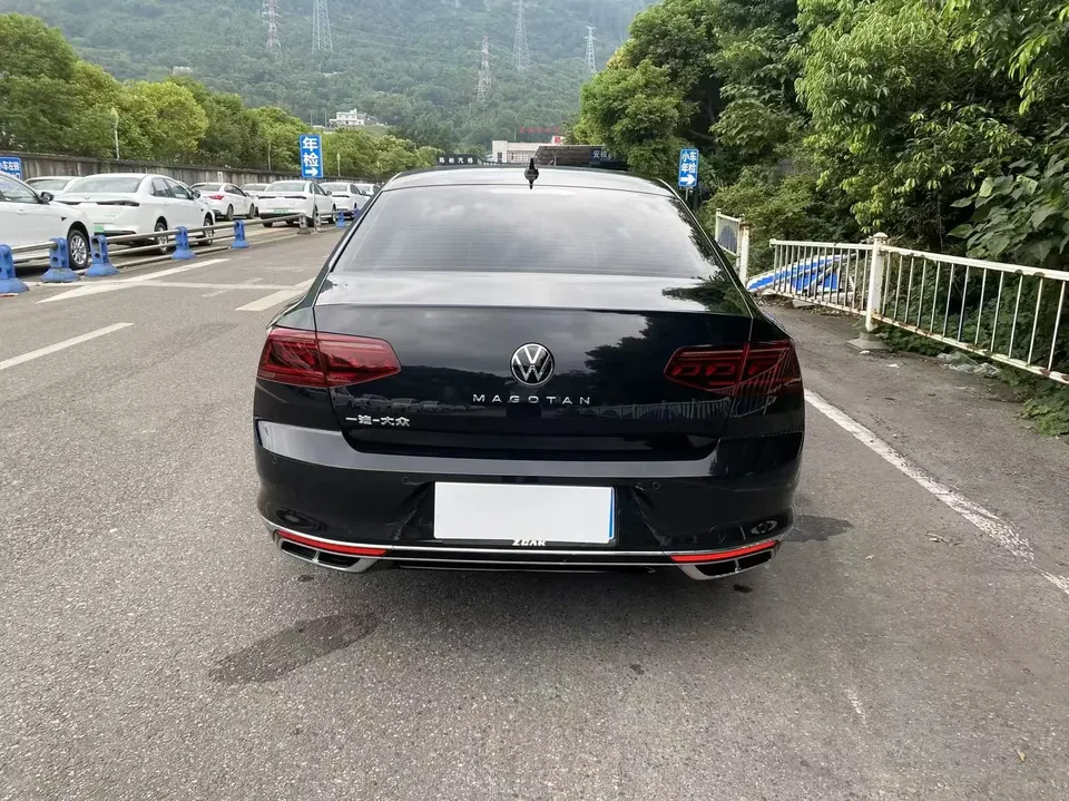 Volkswagen Magotan Magotan 2023 2 millionth anniversary edition 280TSI DSG comfort model 2024 — thumbnail 2