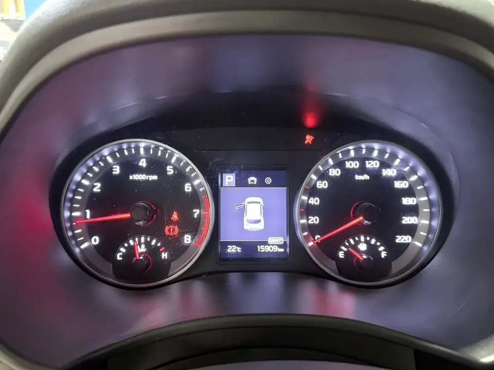 Kia KX1 Yipao 2021 Modified 1.4L CVT Sunroof Model 2023 — thumbnail 3