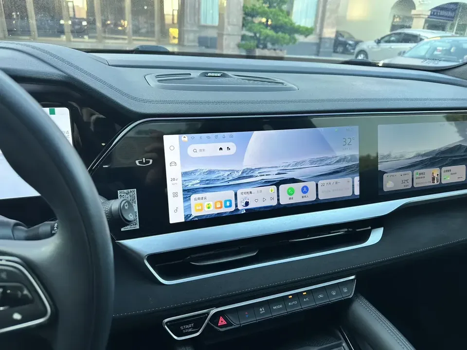 Geely Monjaro Xingyue L 2022 1.5T Leishen HiF Hybrid Edition Super Rui 2022 — thumbnail 3