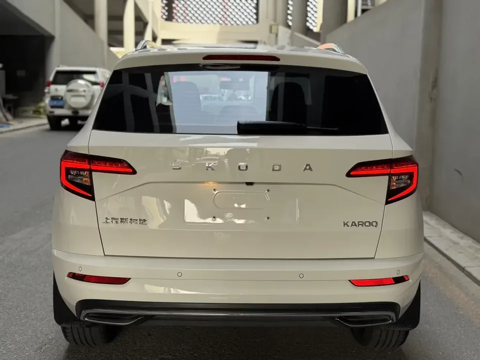 Skoda Karoq Korok 2022 TSI280 Premium Edition 2022 — thumbnail 2