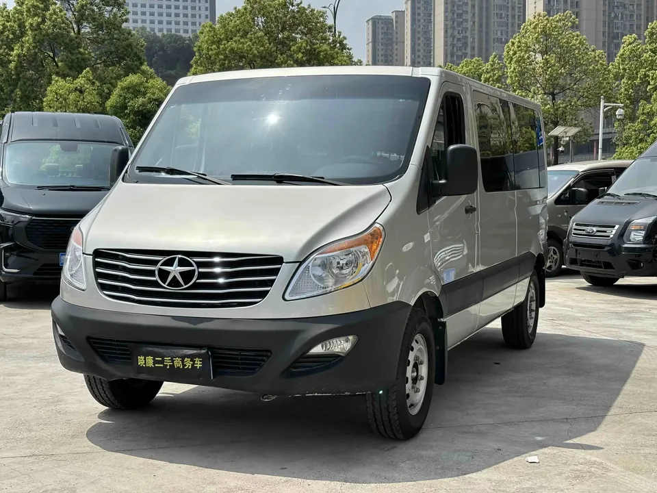 Jiangxi Xing Rui Xing Rui 2024 2.0T manual mid-axle low-top free-running version 5/6/7 seats 2025 — photo 1, buy with delivery to Moscow