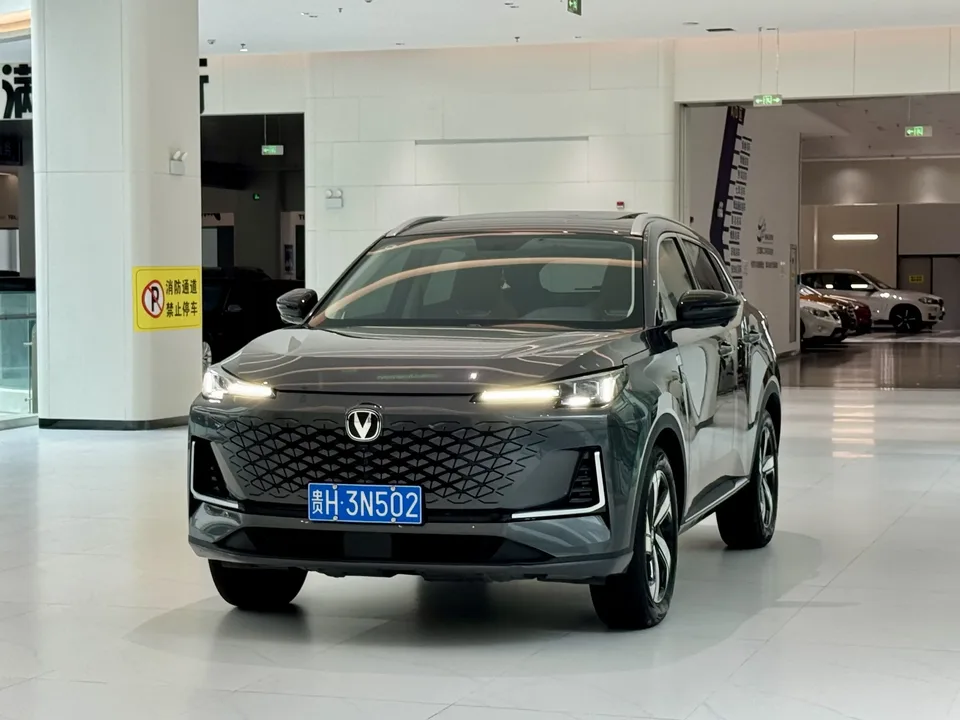 Changan CS55 Plus Changan CS55 PLUS 2025 Third Generation 1.5T 500Bar Excellence 2024 — photo 1, buy with delivery to Moscow