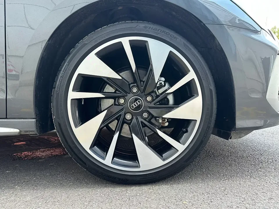 Audi A3 Audi A3 2023 A3L Limousine 35 TFSI facelift: stylish and sporty 2023 — thumbnail 3