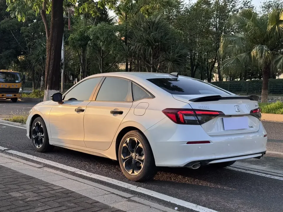 Honda CIVIC Civic 2025 240TURBO CVT Zhiqu Pro 2025 — thumbnail 2