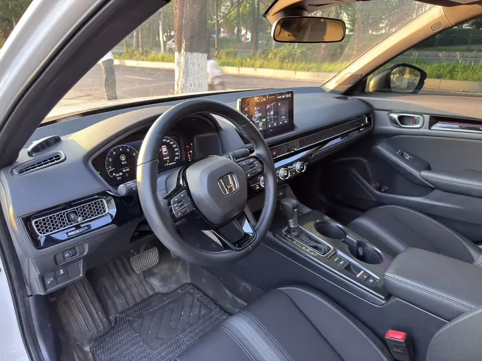 Honda CIVIC Civic 2025 240TURBO CVT Zhiqu Pro 2025 — thumbnail 3