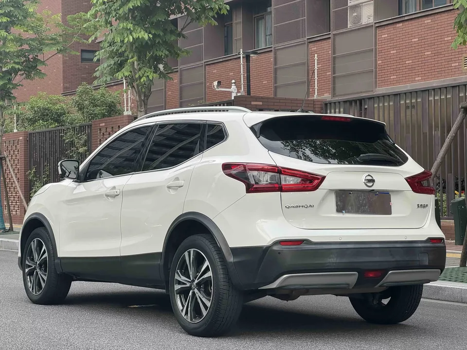 Nissan Qashqai Qashqai 2022 2.0L XV Prem. Deluxe Edition 2022 — thumbnail 4