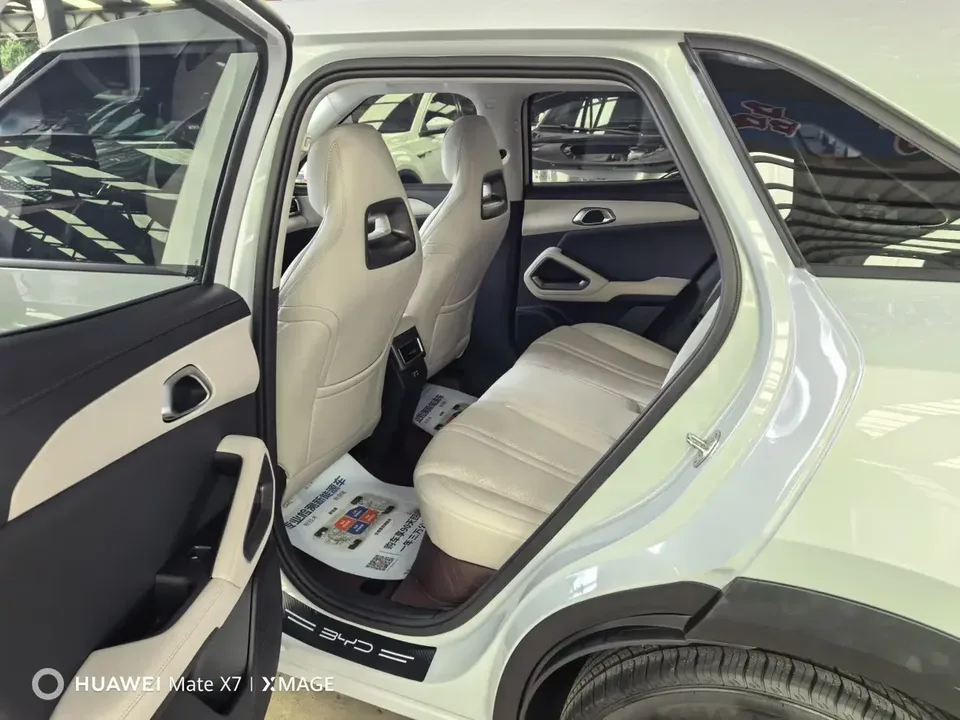 BYD Yuan Up Yuan UP 2025 301KM Pilot 2026 — миниатюра 3