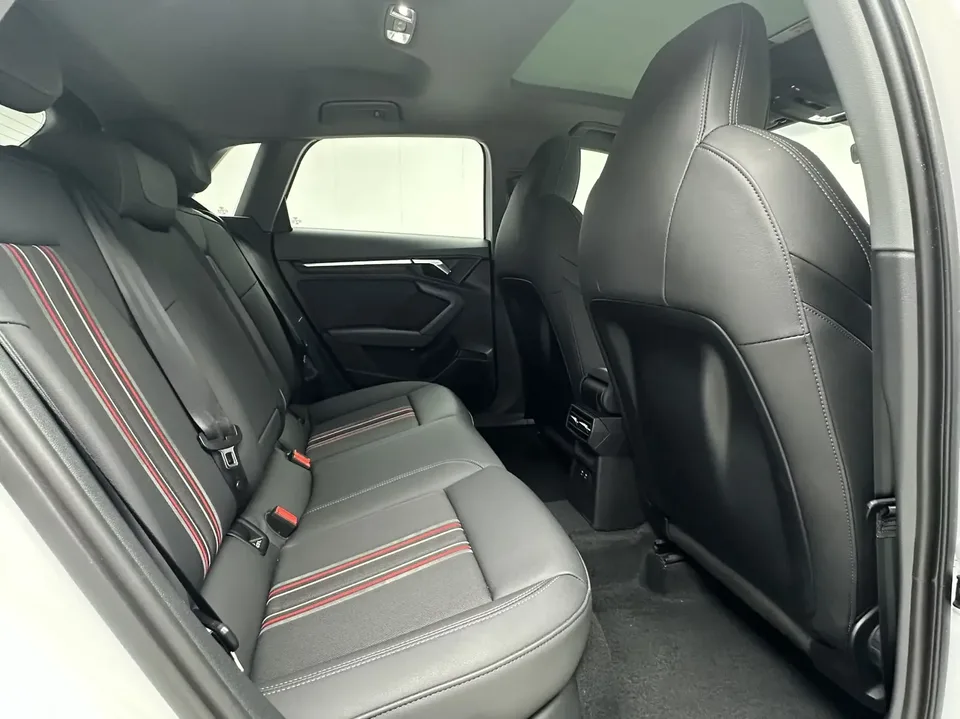 Audi A3 Audi A3 2022 Sportback 35 TFSI Stylish and sporty 2022 — thumbnail 5