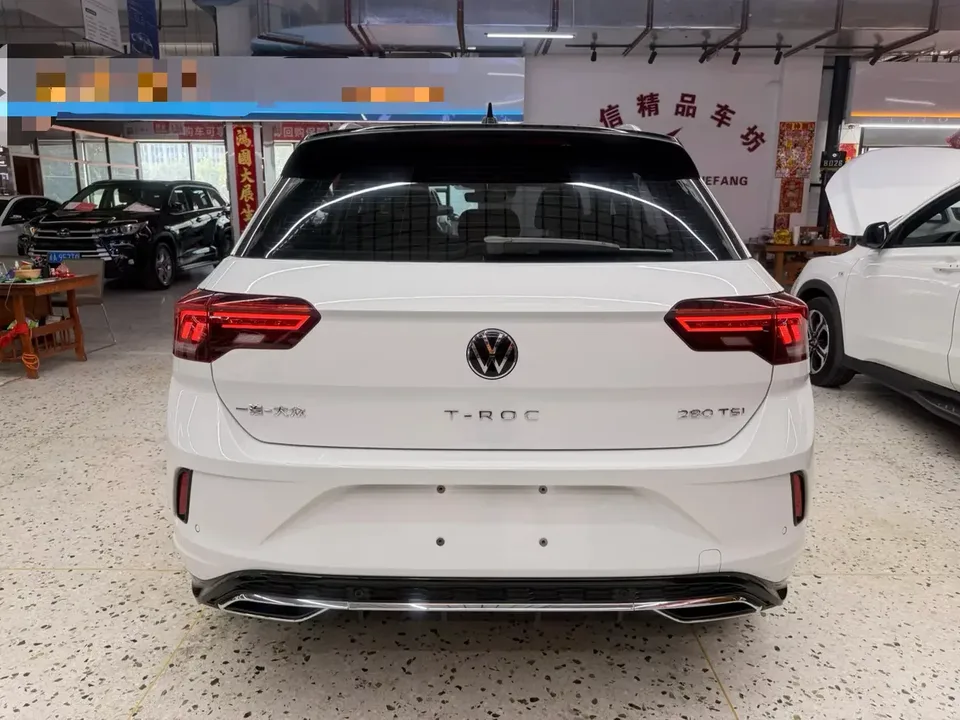 Volkswagen T-Roc TANG 2022 280TSI DSG 2WD R-Line Pro PLUS 2022 — thumbnail 2
