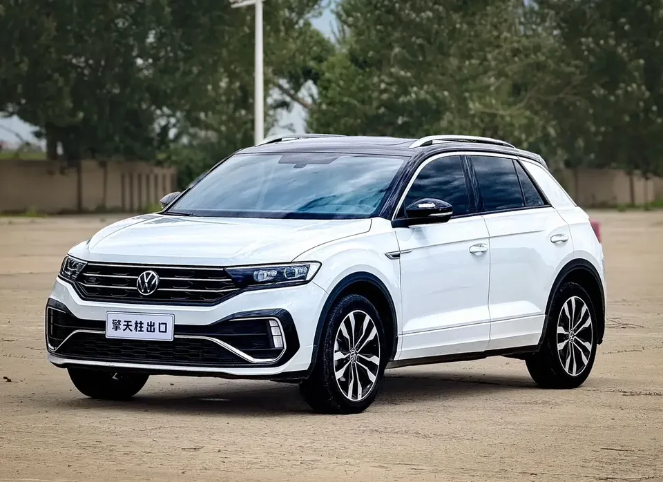 Volkswagen T-Roc TANG 2022 280TSI DSG 2WD R-Line Pro PLUS 2022 — photo 1, buy with delivery to Moscow
