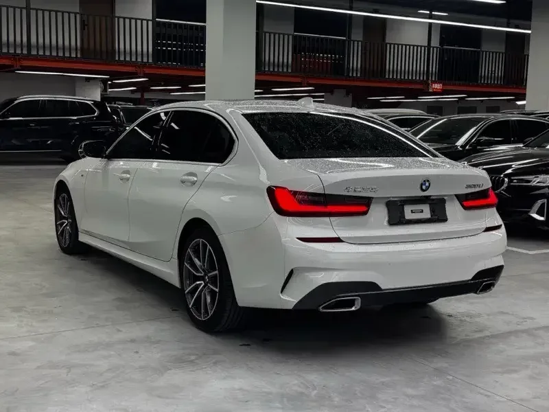 BMW 3 Series BMW 3 Series 2022 320Li M Sport Package 2022 — thumbnail 4