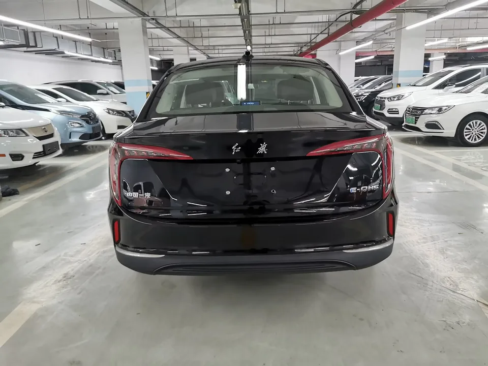 Hongqi E-QM5 Hongqi E-QM5 2023 Second facelift basic travel version 2023 — thumbnail 2