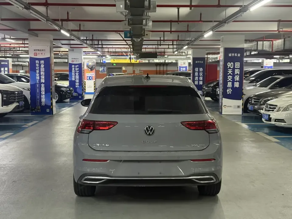 Volkswagen Golf golf 2023 280TSI DSG Pro facelift 2024 — thumbnail 2
