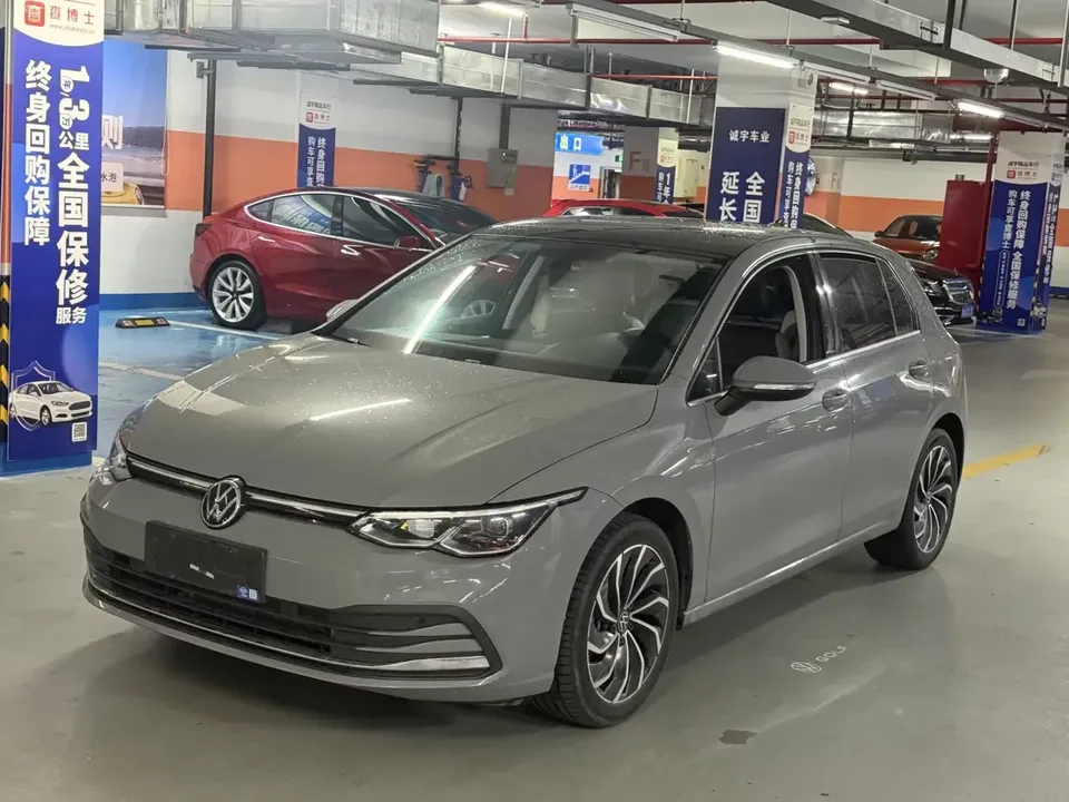 Volkswagen Golf golf 2023 280TSI DSG Pro facelift 2024 — photo 1, buy with delivery to Moscow