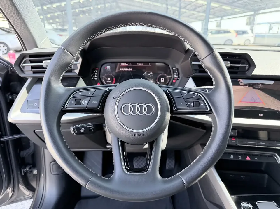 Audi A3 Audi A3 2023 Sportback 35 TFSI facelift: stylish and sporty 2023 — миниатюра 3