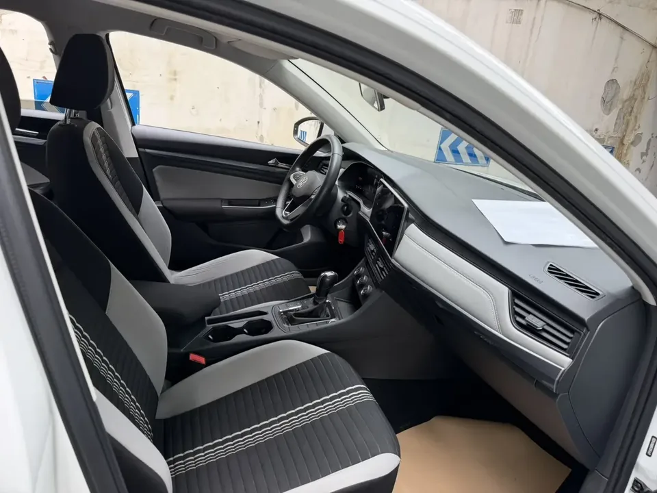 Volkswagen Bora Bora 2023 200TSI DSG Free Travel Edition 2024 — миниатюра 5