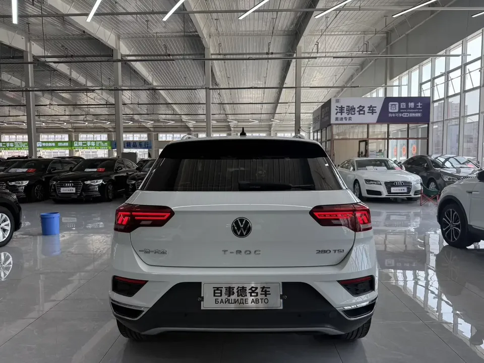 Volkswagen T-Roc TANG 2022 280TSI DSG 2WD Comfort PLUS 2023 — thumbnail 2