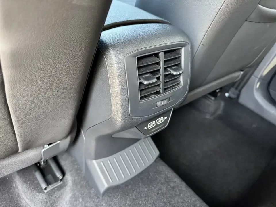 Volkswagen T-Roc TANG 2022 280TSI DSG 2WD Comfort PLUS 2023 — thumbnail 3